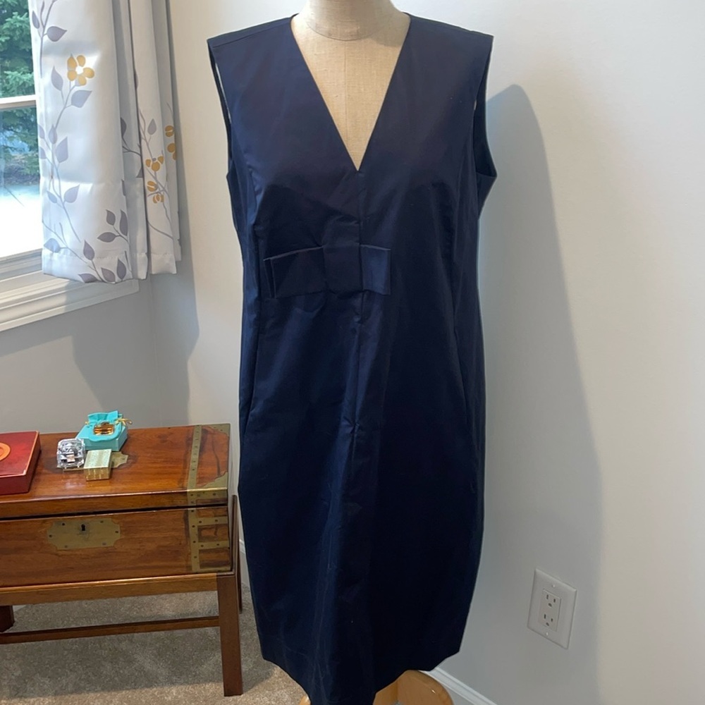 Jil Sander V-neck Knee Length Dress in Navy Blue size 12 perfect !!